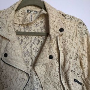 Lace Cropped Blazer